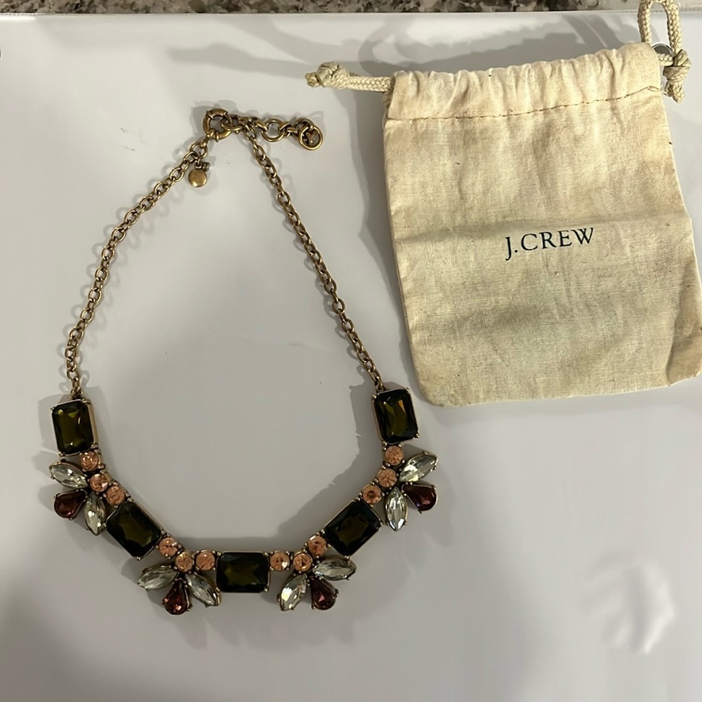 Lovely Jcrew necklace! EuC fun stone/gem look